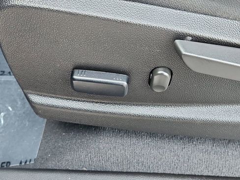 Used 2022 GMC Canyon Elevation w/ Elevation Premium Package image 24