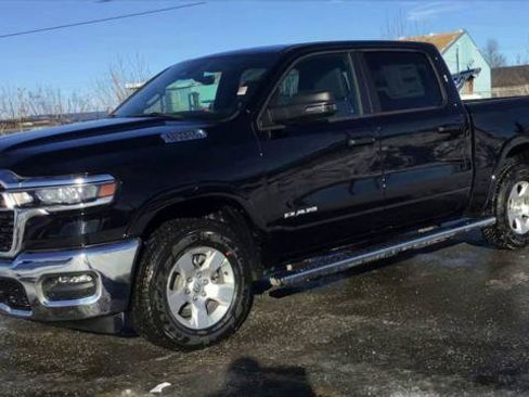 Certified 2025 RAM 1500 Big Horn image 4