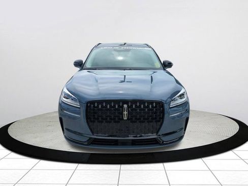 Used 2023 Lincoln Corsair Reserve w/ Equipment Group 201A FWD image 8