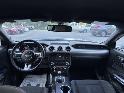 Used 2020 Ford Mustang GT image 23