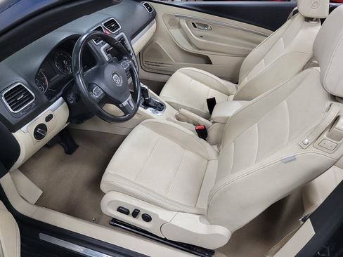 Used 2012 Volkswagen Eos Komfort FWD image 17