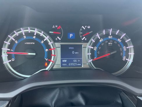 Used 2016 Toyota 4Runner SR5 image 16