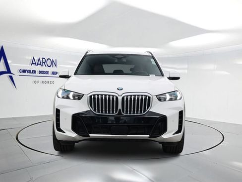 Used 2024 BMW X5 sDrive40i w/ M Sport Package RWD image 4