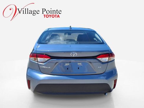 Used 2026 Toyota Corolla LE w/ LE Premium Package FWD image 4