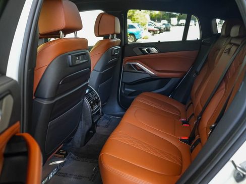 Used 2022 BMW X6 M50i w/ Executive Package AWD/4WD image 18