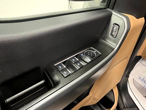 Used 2023 Ford F150 XLT image 18