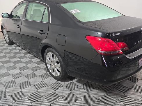 Used 2008 Toyota Avalon XLS FWD image 4