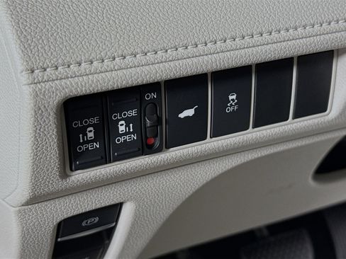 New 2026 Honda Odyssey EX-L image 9