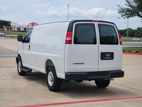 New 2025 Chevrolet Express 2500 w/ Driver Convenience Package RWD image 3