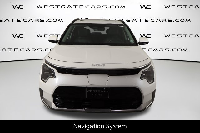 Certified 2023 Kia Niro Wave FWD image 2