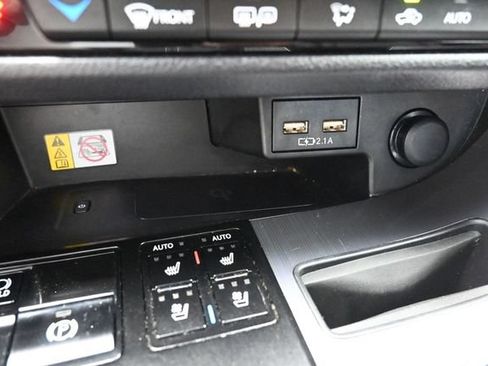 Used 2022 Lexus RX 350 F Sport w/ Accessory Package AWD/4WD image 41