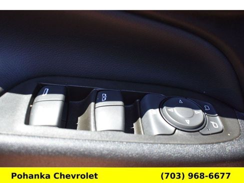 Used 2023 Chevrolet Equinox LT AWD/4WD image 23