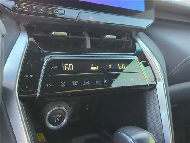 Certified 2023 Toyota Venza XLE AWD/4WD image 22