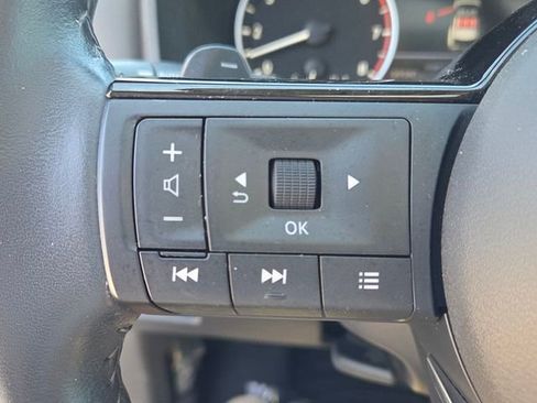 Used 2023 Nissan Rogue SV w/ SV Premium B Package FWD image 25