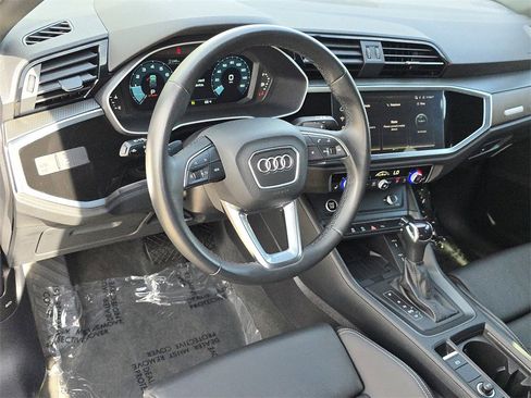Certified 2023 Audi Q3 2.0T Premium Plus w/ Premium Plus Package image 16