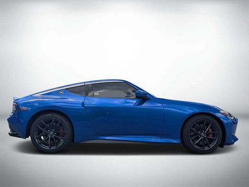 Used 2025 Nissan Z Performance w/ Floor Mat Package RWD image 2