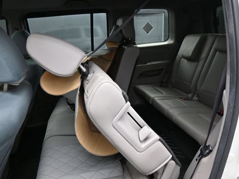 Used 2013 Honda Pilot Touring image 29