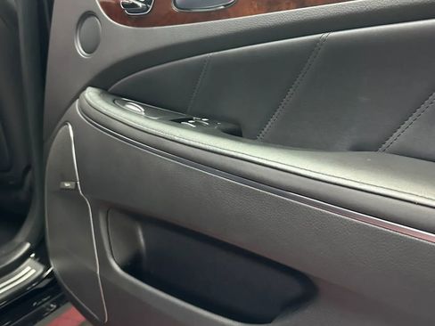 Used 2015 Hyundai Equus Signature RWD image 34