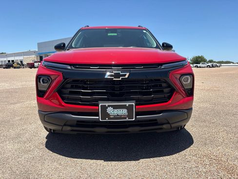 New 2026 Chevrolet TrailBlazer LT w/ Convenience Package FWD image 9
