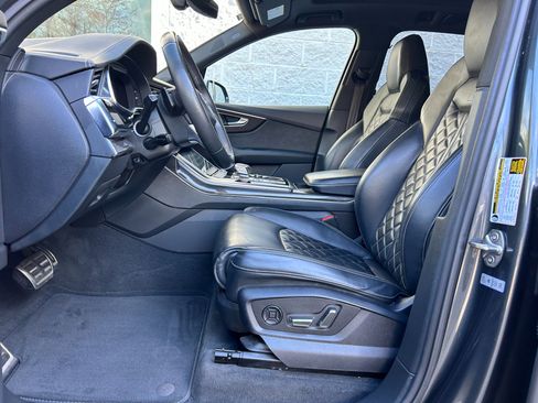 Used 2021 Audi SQ7 Premium Plus w/ Driver Assistance Package image 21