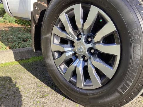 Certified 2023 Toyota Tacoma Limited image 18