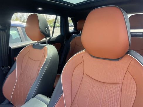 Used 2026 Volkswagen Tiguan SEL R-Line image 8