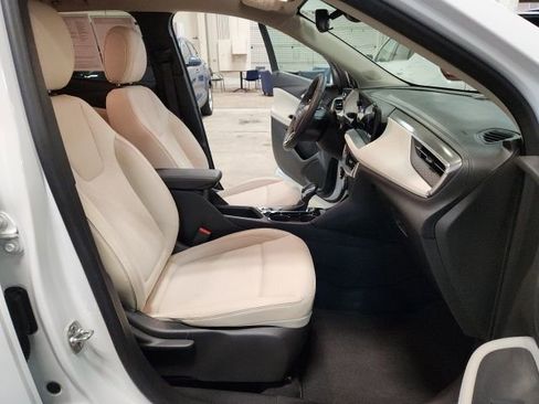 Certified 2024 Buick Encore GX Preferred image 30