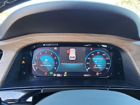 Used 2024 Volkswagen Atlas SE image 10