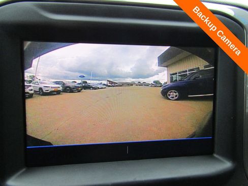 Used 2023 Chevrolet Silverado 2500 W/T w/ WT Fleet Convenience Package AWD/4WD image 8