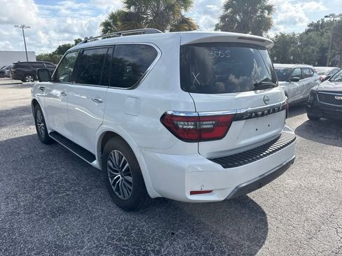 Used 2023 Nissan Armada SL w/ Captain's Chairs Package AWD/4WD image 4