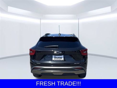 Used 2024 Chevrolet Trax ACTIV w/ Driver Confidence Package FWD image 6