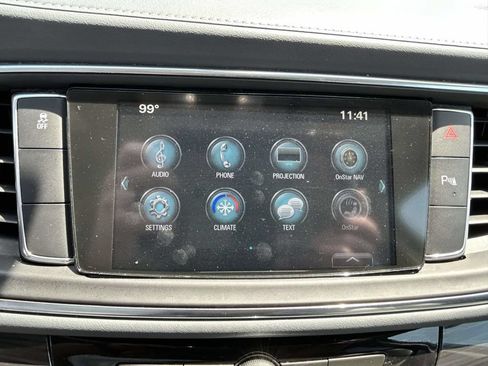 Used 2019 Buick Enclave Essence FWD image 14