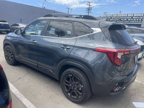 Used 2025 Kia Seltos X-Line AWD/4WD image 3