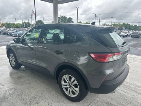Certified 2022 Ford Escape S AWD/4WD image 4