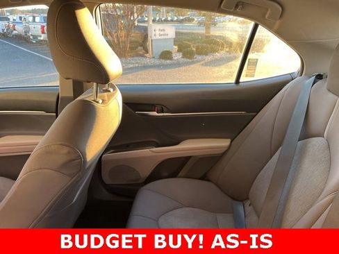 Used 2021 Toyota Camry LE image 13