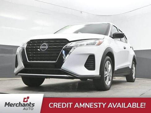 Used 2024 Nissan Kicks S FWD image 34