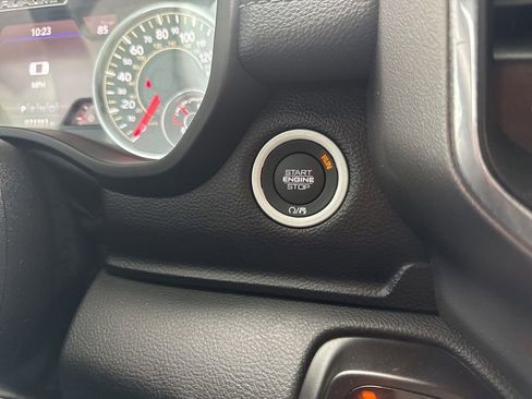 Used 2023 RAM 1500 Laramie AWD/4WD image 23