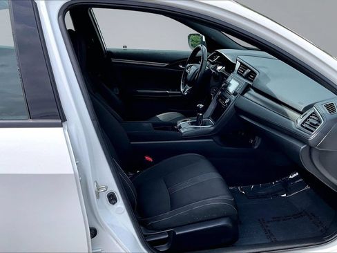 Used 2017 Honda Civic Sport image 13
