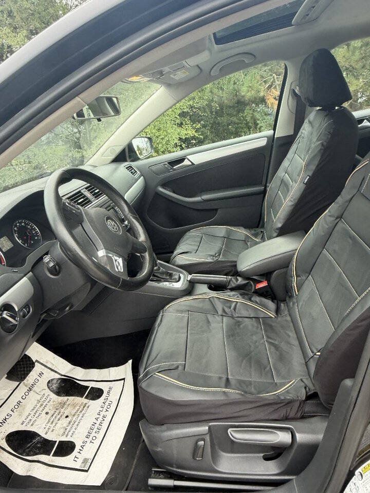 Used 2014 Volkswagen Jetta SE FWD image 6