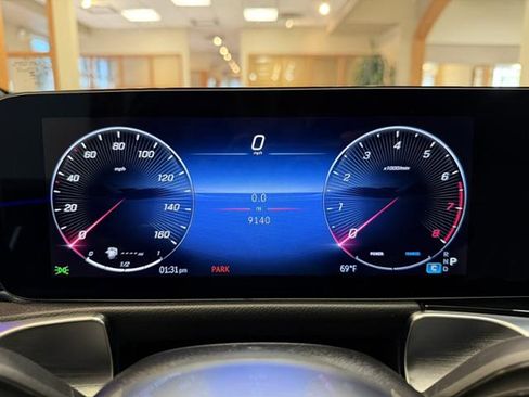 Used 2025 Mercedes-Benz GLB 250 image 13