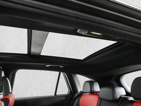 Certified 2025 Mercedes-Benz GLC 43 AMG 4MATIC image 21