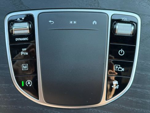 Used 2023 Mercedes-Benz GLC 300 GLC 300 4MATIC Coupe image 12