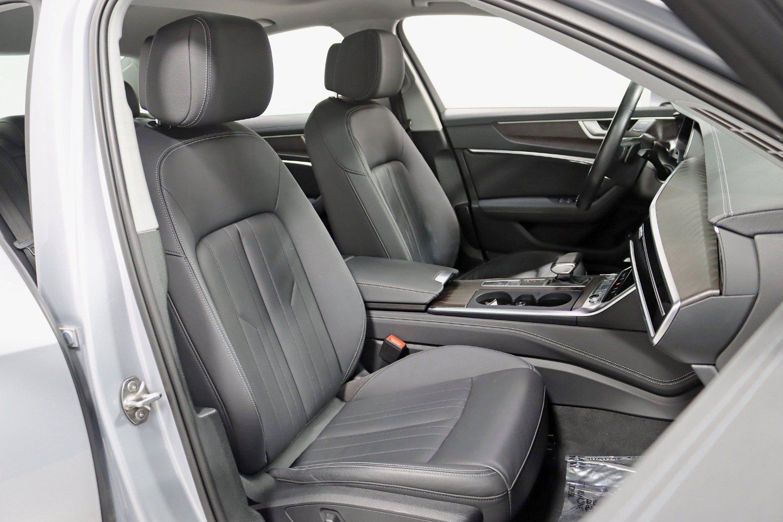 Used 2020 Audi A6 2.0T Premium Plus AWD/4WD image 28