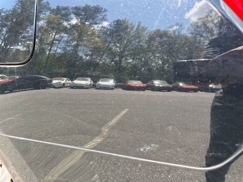 Used 2012 Toyota Camry XLE image 19