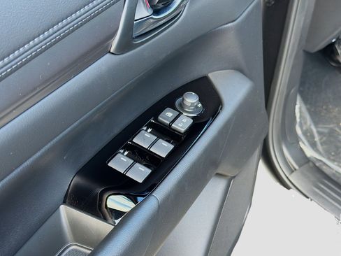 New 2025 MAZDA CX-5 AWD 2.5 S w/ Preferred Package image 24