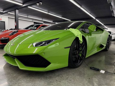 Used 2015 Lamborghini Huracan LP 610-4 AWD/4WD image 4