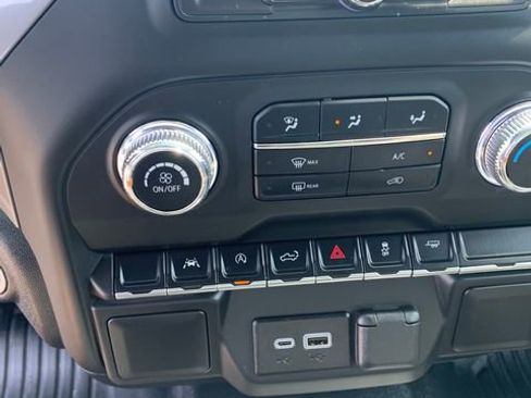 Used 2025 GMC Sierra 1500 Pro w/ Pro Value Package image 29