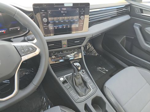 New 2026 Volkswagen Jetta SE image 20