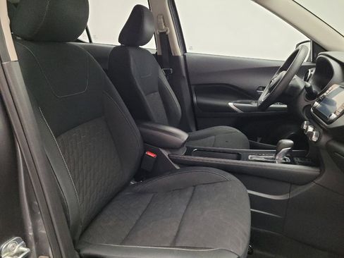 Used 2024 Nissan Kicks SV FWD image 21