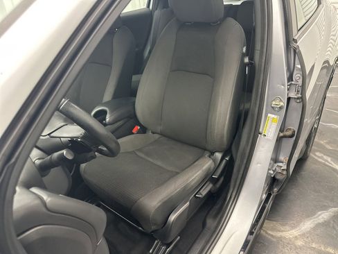 Used 2019 Honda HR-V Sport image 15